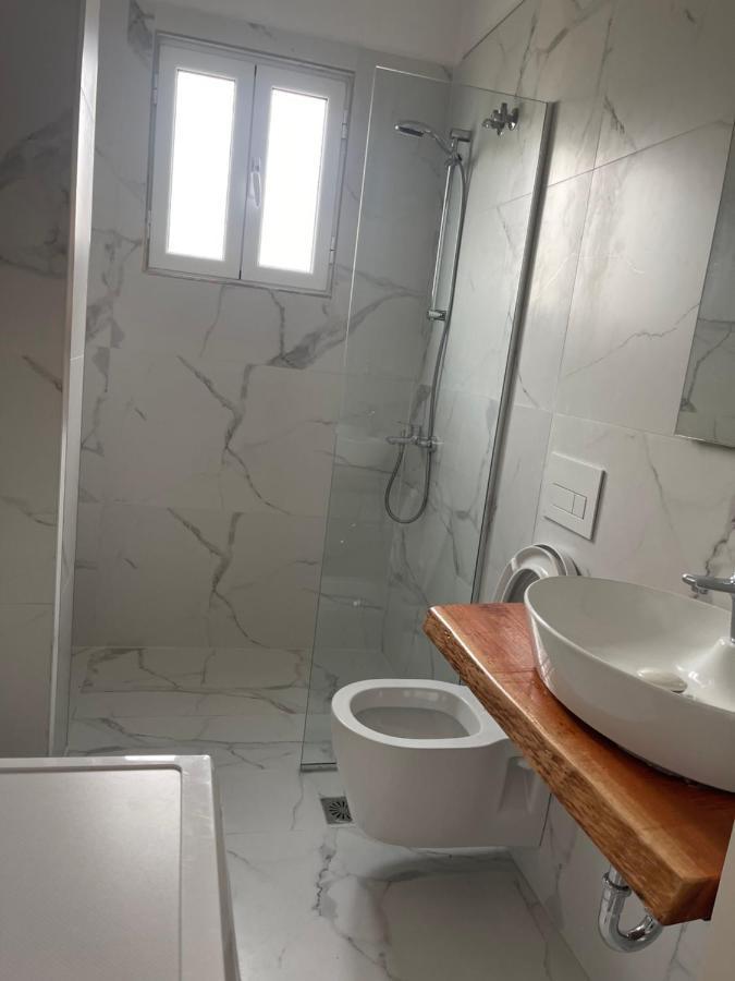 Sea La Vie Apartments Sarandë Eksteriør bilde