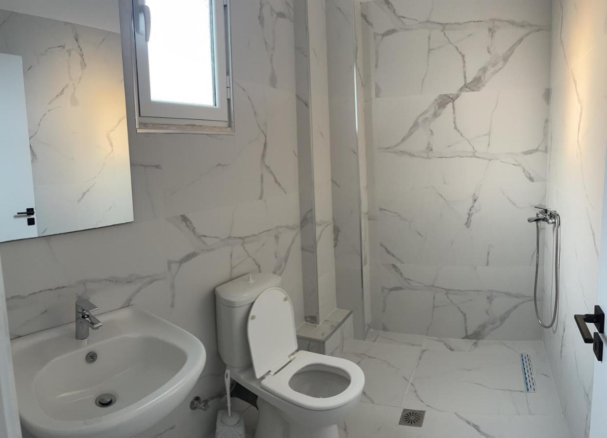 Sea La Vie Apartments Sarandë Eksteriør bilde